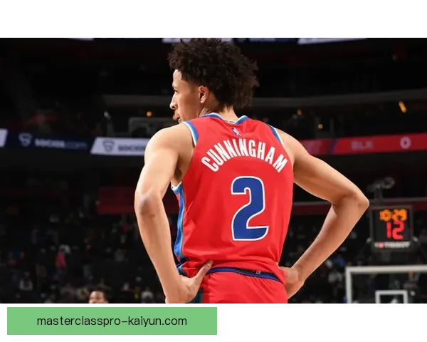 斯卡洛尼球队表现稳定，近期状态回暖备受关注