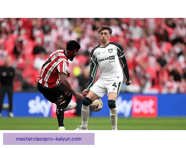 英超伯恩利逆转表现稳健，近期状态回暖引人关注