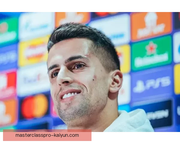 特奥在进攻中的表现稳健，成为球队反击的重要利器