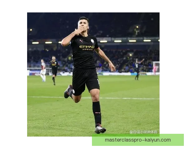 罗德里早年马竞青训经历解析，展现其成长与发展历程